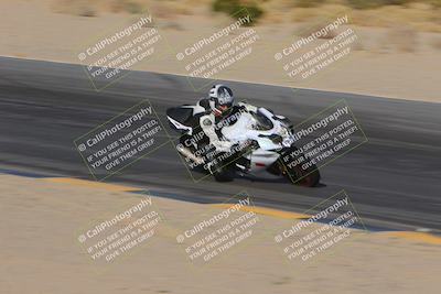 media/Dec-10-2023-SoCal Trackdays (Sun) [[0ce70f5433]]/Turn 10 Inside (140pm)/